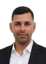 Foto oficial de Derek Canarin