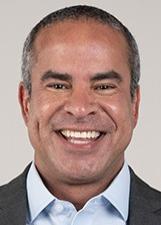FRED LINHARES